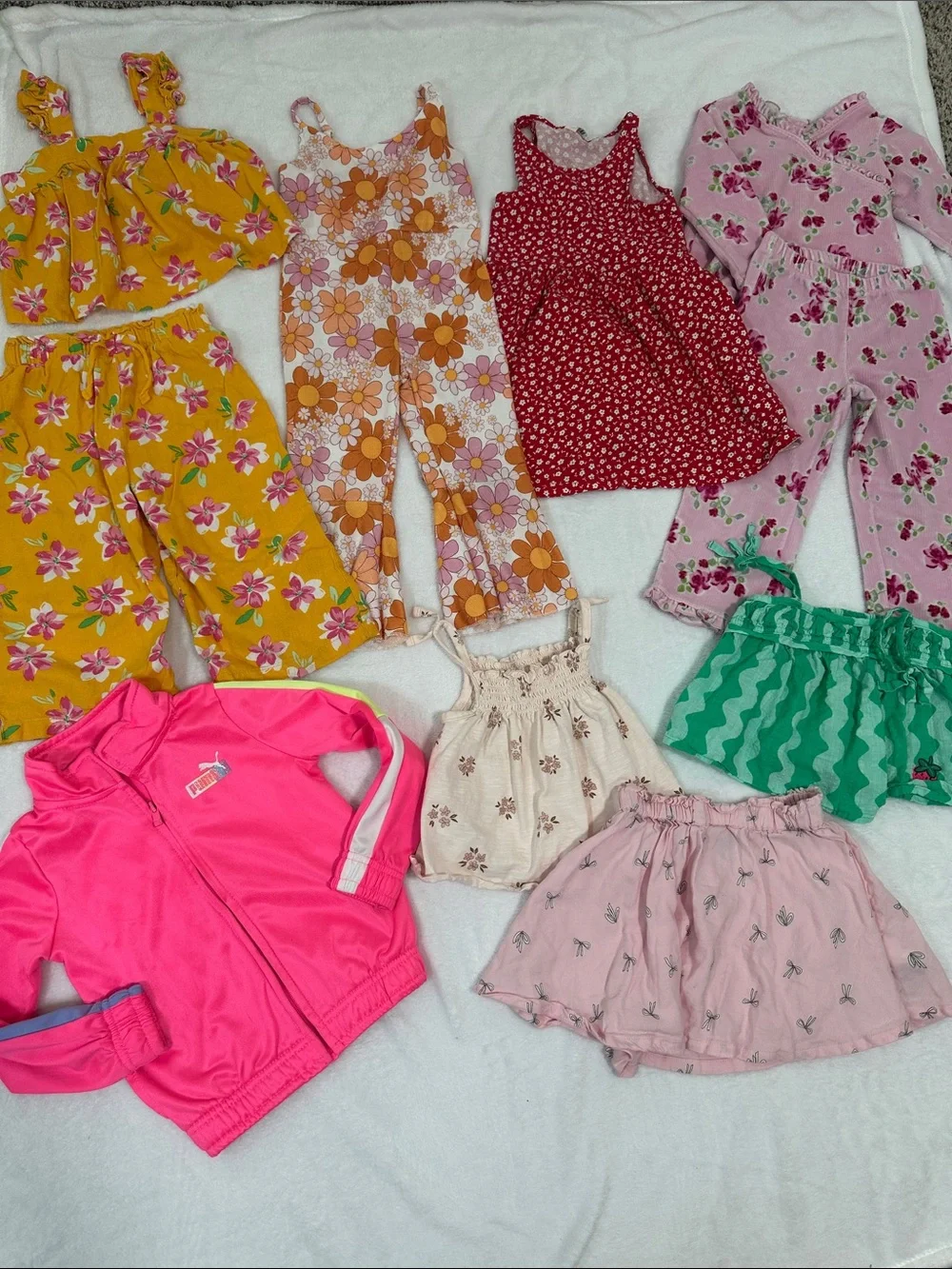 🎀 Bundle of 10 Girks Clothing